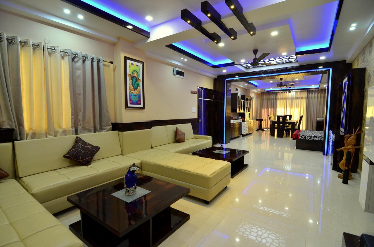 Tulip Residency Hotel Dibrugarh Buitenkant foto